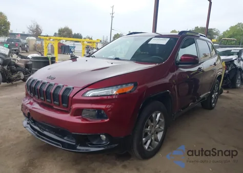 2018 Jeep Cherokee Latitude Tech Connect 4X4 из США, поврежденный, VIN 1C4PJMCB9JD610652